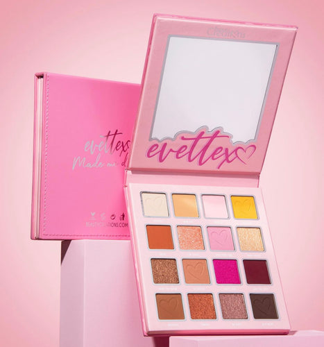 EvetteXo Eyeshadow Palette