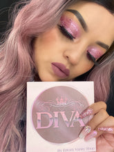 Load image into Gallery viewer, Diva Eyeshadow Palette